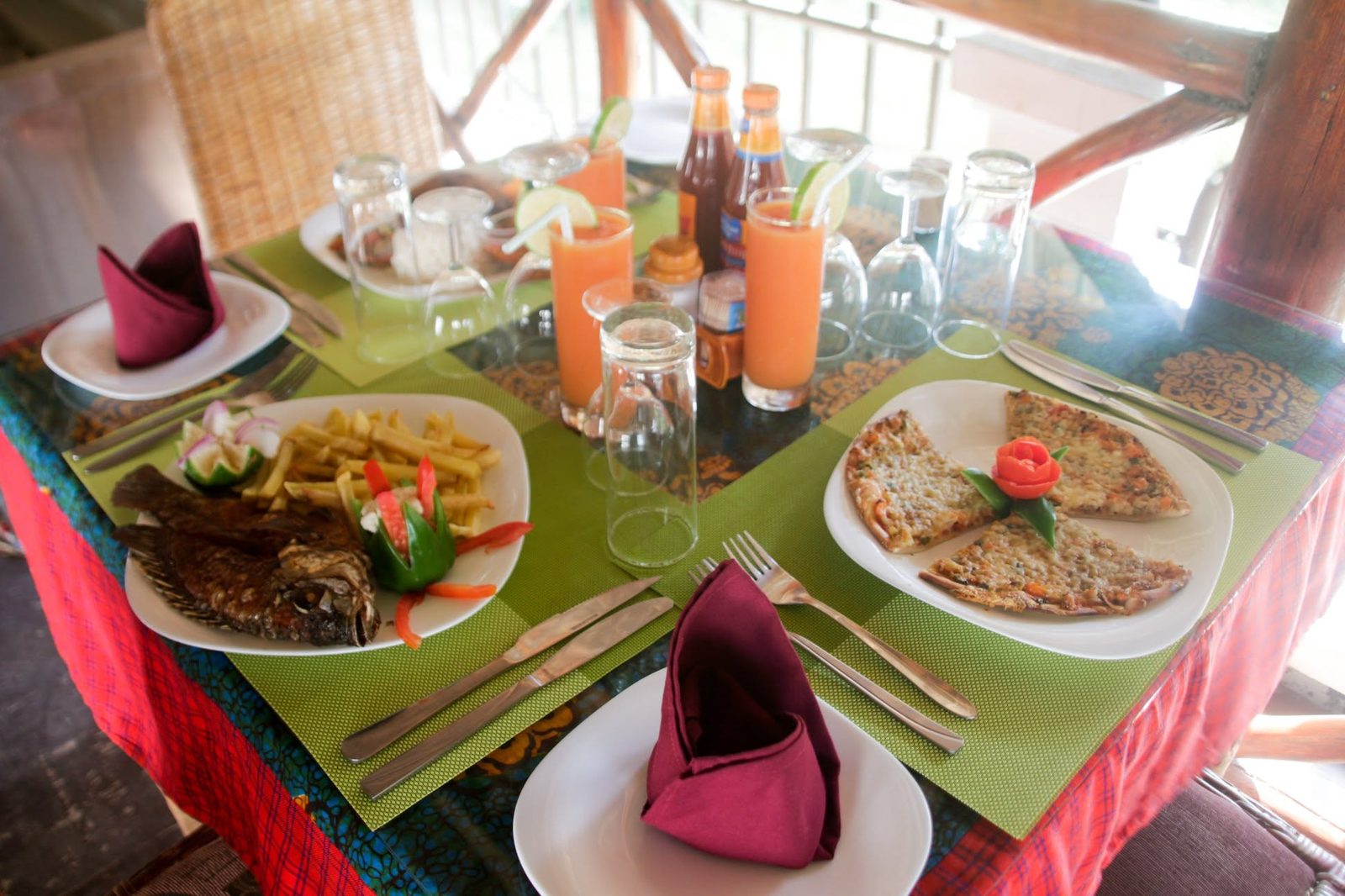 Fresh meals at Vamos Hotel Mikumi restaurant